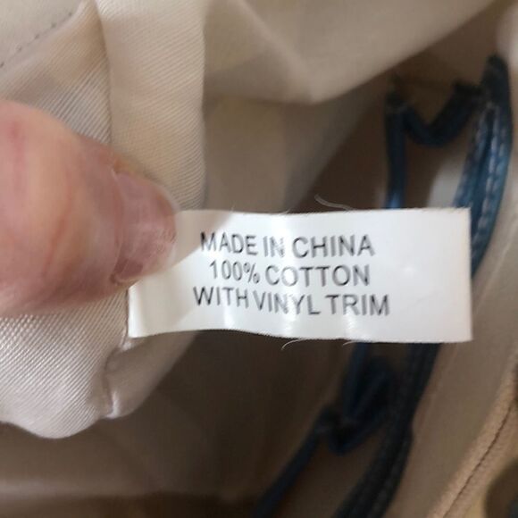 Beach tote bag. 100% cotton with vinyl trim. - Picture 7 of 8